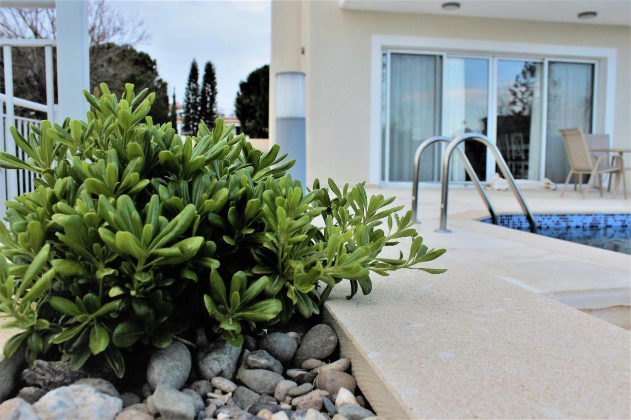 Coral Blue Bay Villa Coral Bay Eksteriør billede