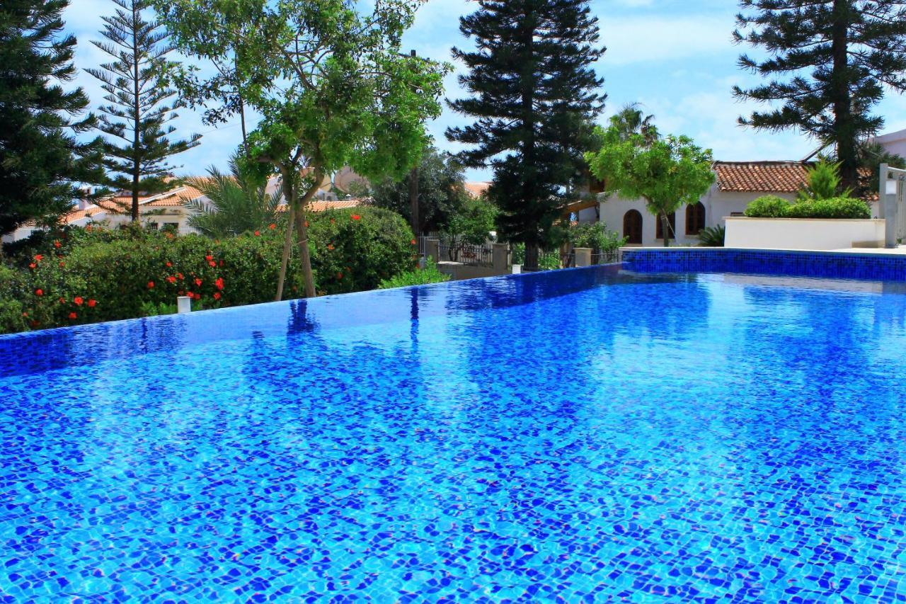 Coral Blue Bay Villa Coral Bay Eksteriør billede
