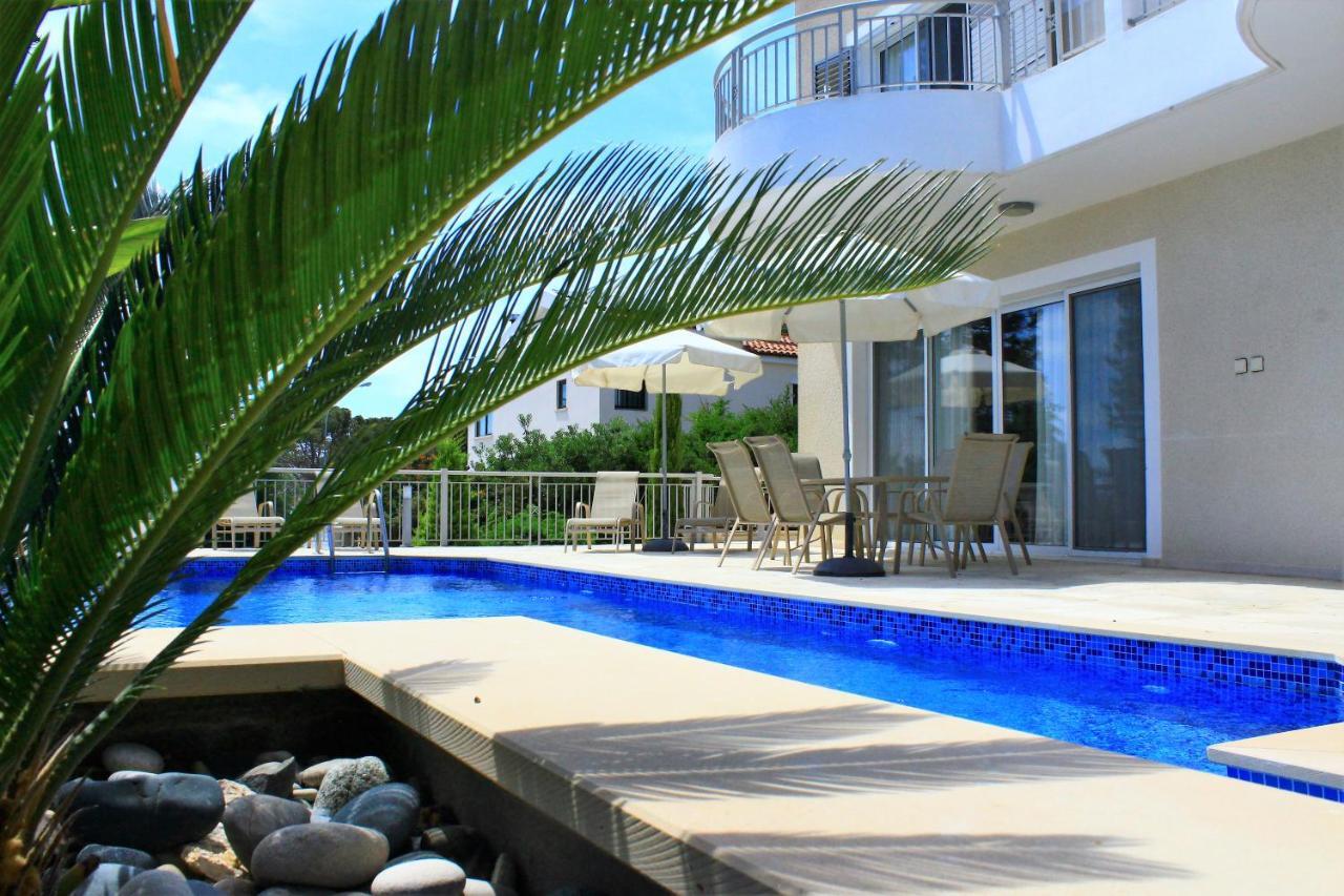 Coral Blue Bay Villa Coral Bay Eksteriør billede